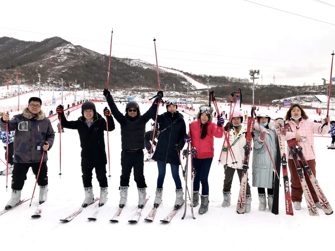 穿越雪原，冰雪奇緣 | 合創(chuàng)冬季滑雪活動(dòng)圓滿(mǎn)舉行！